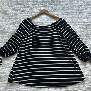 Black & White Stripped 1/2 Sleeve Boho Top - Off/On Shoulders